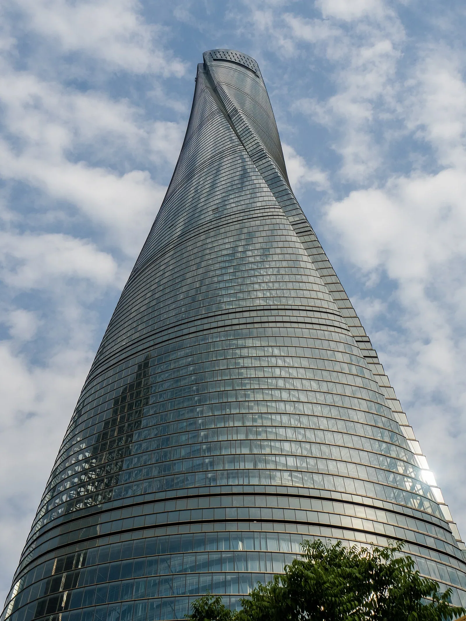 Shanghai Tower vue depuis le sol